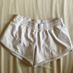 Lululemon shorts 3”